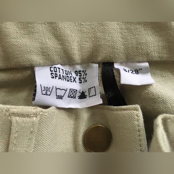 Tuk Tuk Riding Jeans - Picture 2 of 7